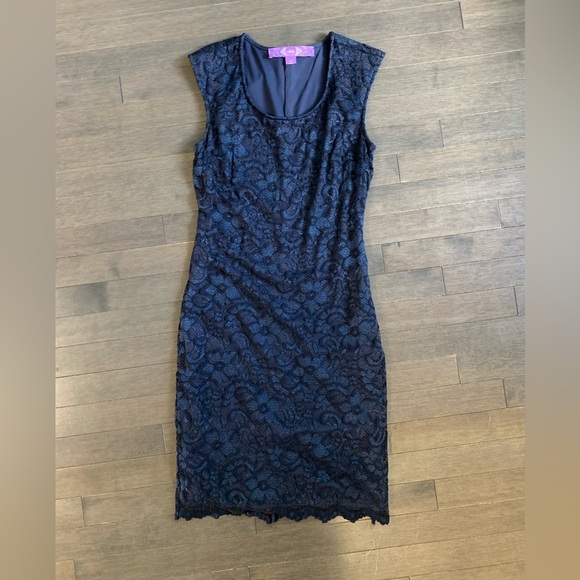 Blue Jolie Lace Dress Size S - Picture 1 of 6